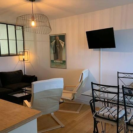 Trouville-Apt Renove-Balcon Magnifique Vue Mer ภายนอก รูปภาพ