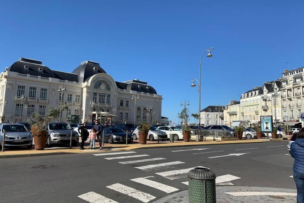 Trouville-Apt Renove-Balcon Magnifique Vue Mer ภายนอก รูปภาพ