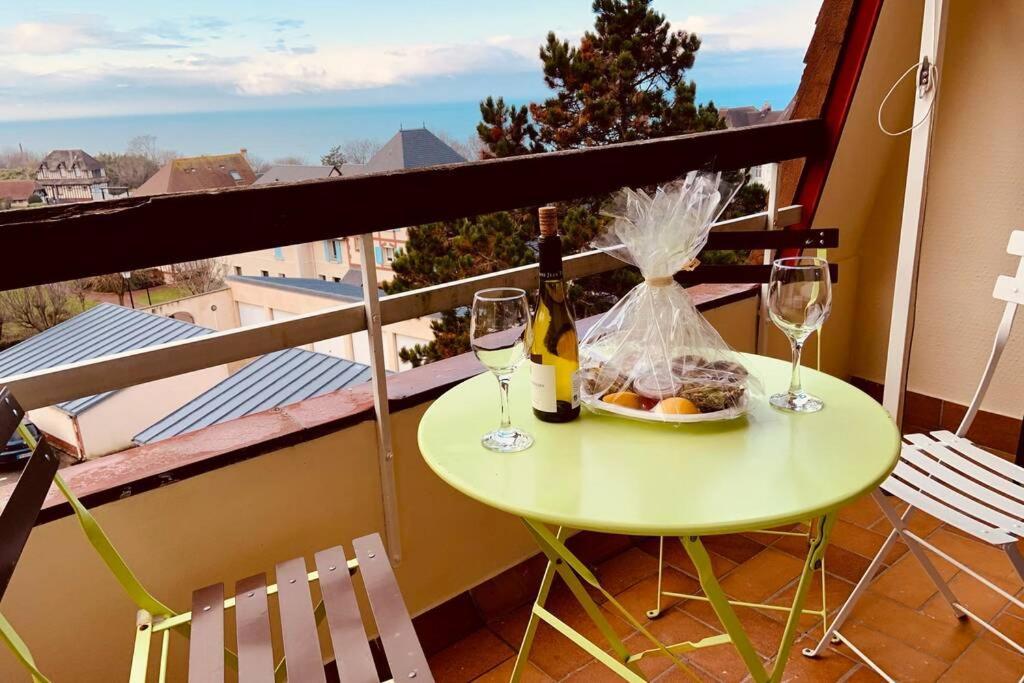Trouville-Apt Renove-Balcon Magnifique Vue Mer ภายนอก รูปภาพ